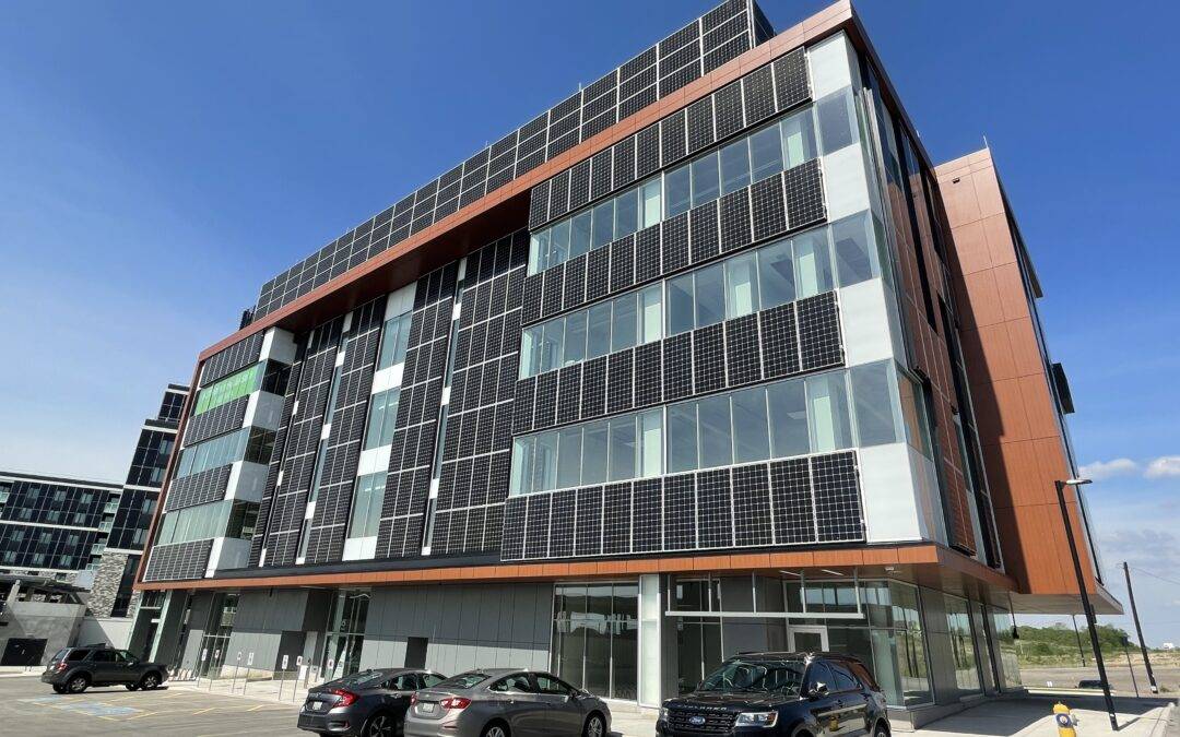 Commercial Office / Retail Building & Parking Structure at West 5